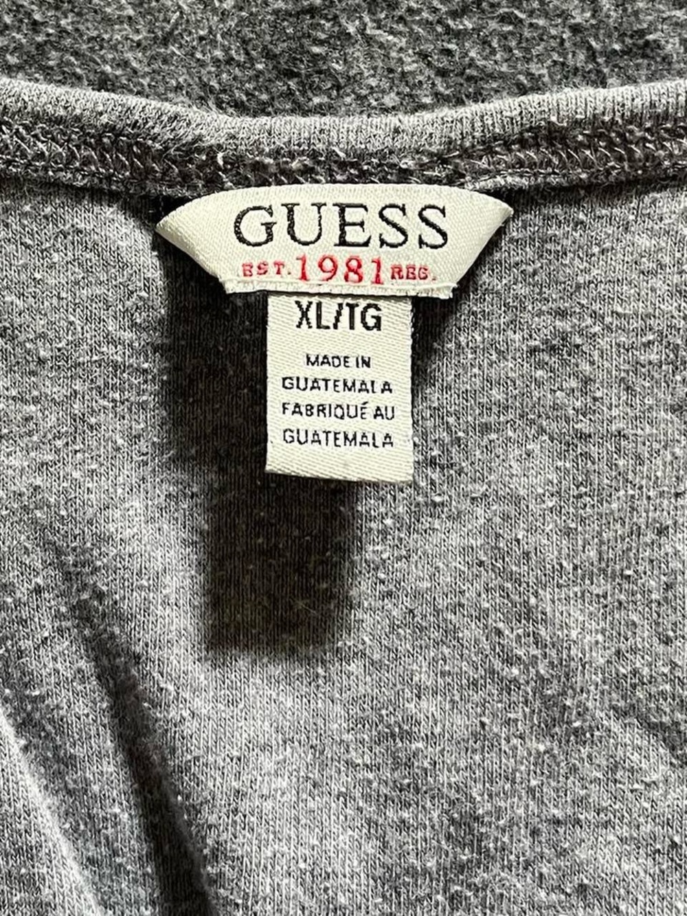 Guess grey tank top with red logo - Picture 3 of 3